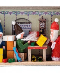 Frankenmuth Clock Company 028/136 - Matchbox Scene: Christmas Surprise!